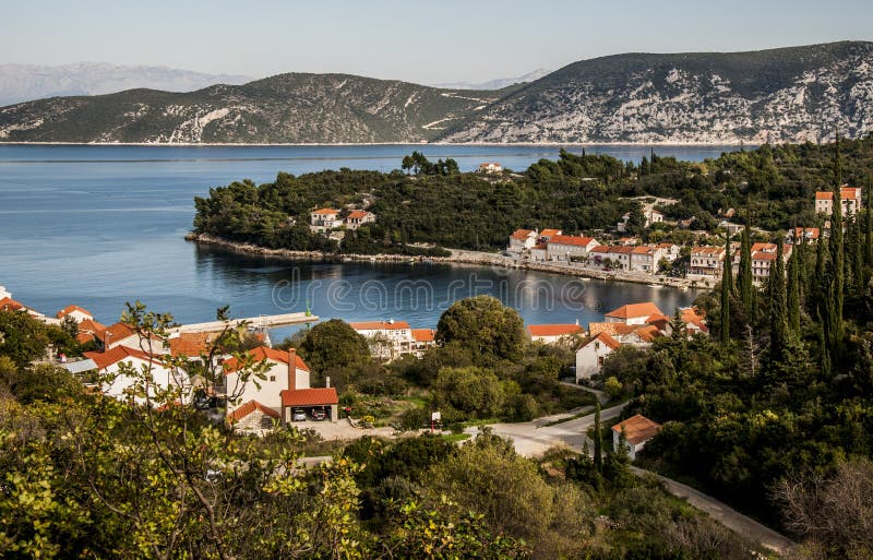 Es un municipio sobre el isla de, de región en Croacia.